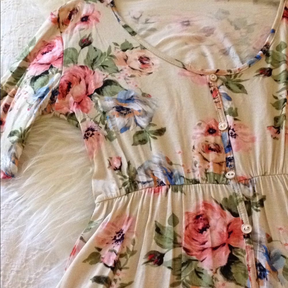 RESTOCKED! Floral high low maxi dress - Picture 6 of 7
